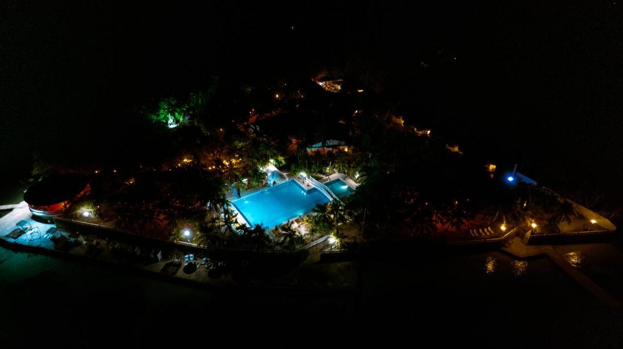 Hotel Cocoliso Island Resort 이슬라 그란데 외부 사진